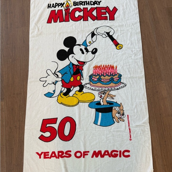 Rare 1978 Disney Mickey Mouse Birthday Towel - Picture 1 of 4